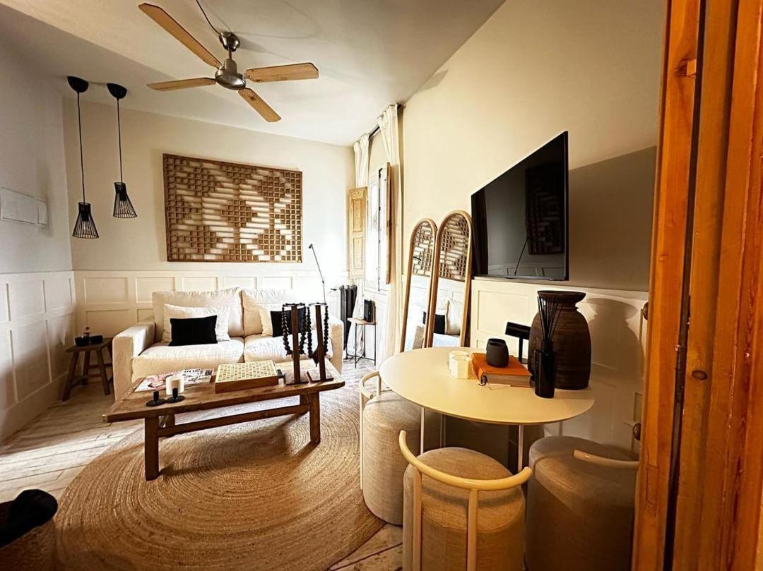 Boutique Embajadores Apartment Мадрид Екстериор снимка