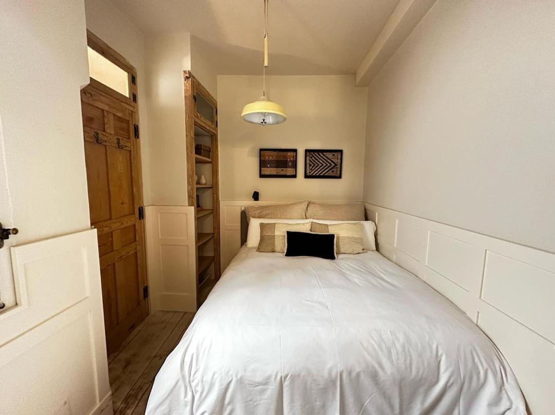Boutique Embajadores Apartment Мадрид Екстериор снимка